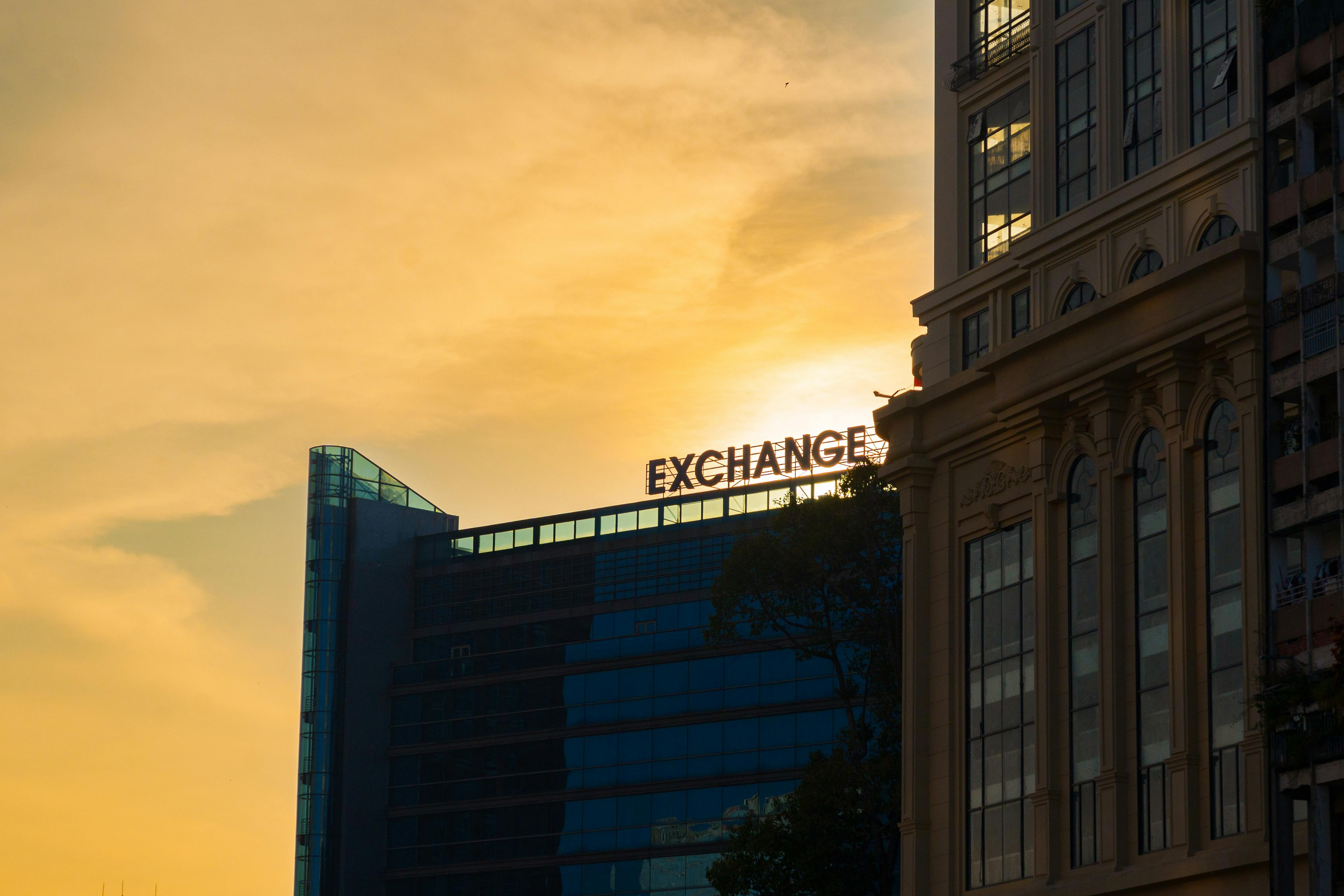 Banking & Finance